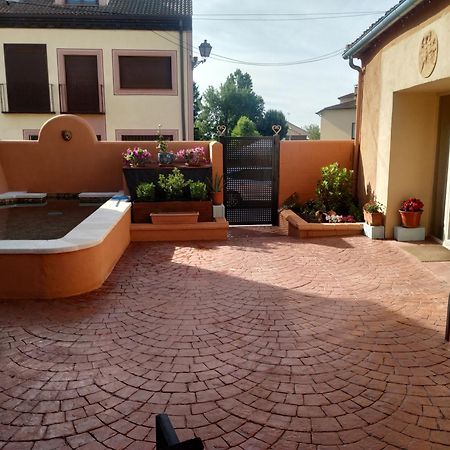 Casa Rural El Horno De La Aldegueela Torrecaballeros Kültér fotó