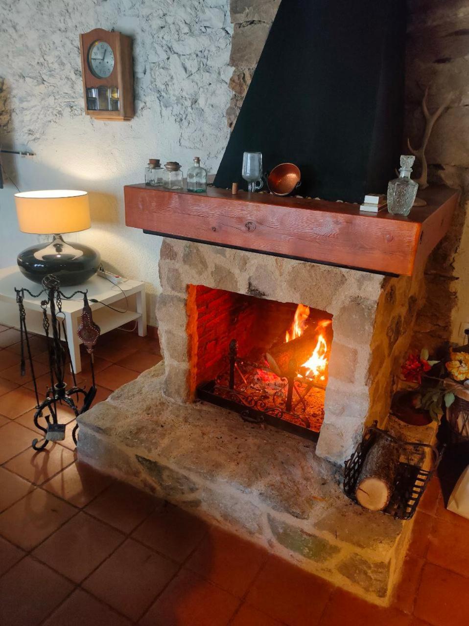 Casa Rural El Horno De La Aldegueela Torrecaballeros Kültér fotó